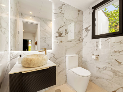 Villa for sale in Marbella Country Club, Nueva Andalucia