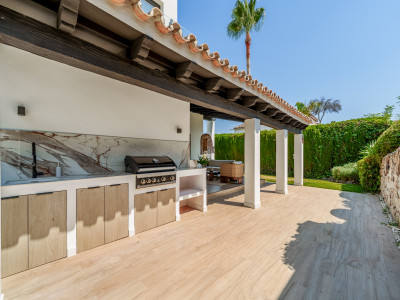 Villa for sale in Marbella Country Club, Nueva Andalucia