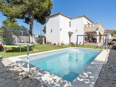 Villa à vendre à Don Pedro, Estepona