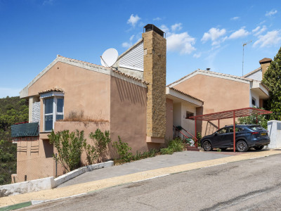 Reihenhaus zum Verkauf in Forest Hills, Estepona