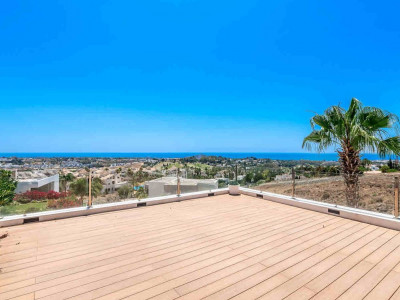 Villa en venta en Paraiso Alto, Benahavis