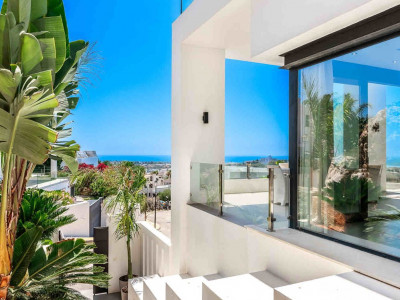 Villa en venta en Paraiso Alto, Benahavis
