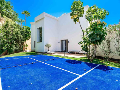 Villa en venta en Paraiso Alto, Benahavis