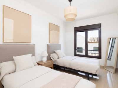 Town House for sale in Estepona