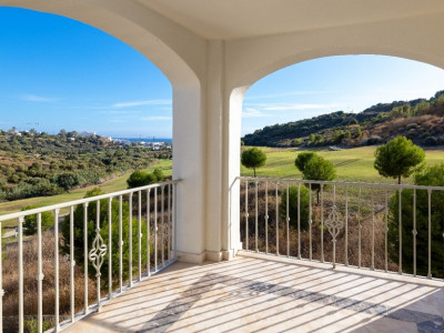 Town House for sale in Estepona
