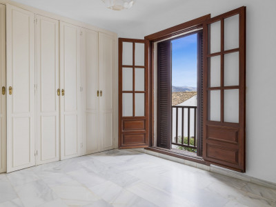 Town House for sale in Bahia Azul, Estepona