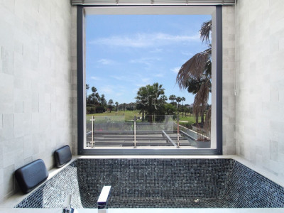 Villa for sale in Los Naranjos Golf, Nueva Andalucia