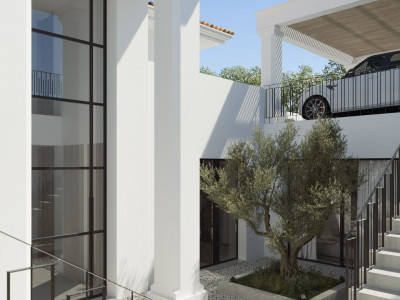 Villa for sale in El Herrojo, Benahavis