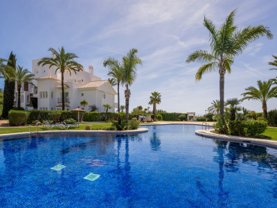 Апартамент в продаже в Los Monteros, Восточная Марбелья