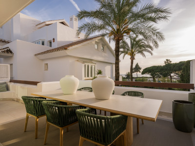 Апартамент в продаже в Los Monteros, Восточная Марбелья