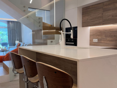 Duplex-Wohnung zum Verkauf in Aloha Gardens, Nueva Andalucia