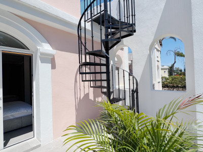 Duplex-Wohnung zum Verkauf in Aloha Gardens, Nueva Andalucia