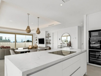 Duplex Penthouse for sale in Benalús, Marbella Golden Mile