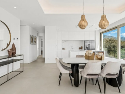 Duplex Penthouse for sale in Benalús, Marbella Golden Mile