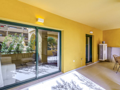 Erdgeschosswohnung zum Verkauf in Nueva Alcantara, San Pedro de Alcantara