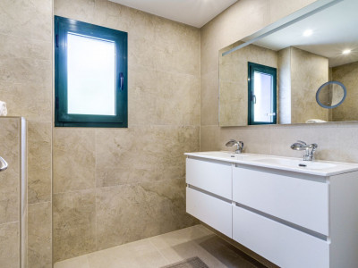 Erdgeschosswohnung zum Verkauf in Nueva Alcantara, San Pedro de Alcantara