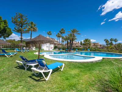 Апартамент в продаже в Las Brisas, Новая Андалусия