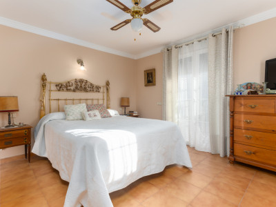 Villa zum Verkauf in Las Petunias, San Pedro de Alcantara