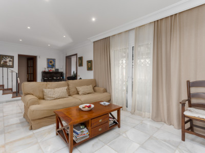 Villa zum Verkauf in Las Petunias, San Pedro de Alcantara