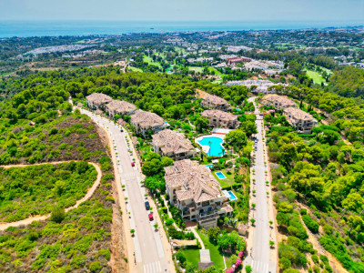 Апартамент на нижнем этаже в продаже в Aloha Park, Новая Андалусия