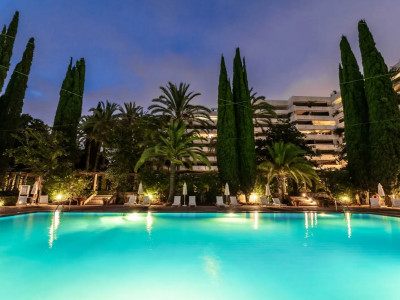 Apartamento en venta en Don Gonzalo, Marbella