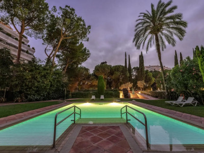 Apartamento en venta en Don Gonzalo, Marbella