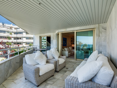 Apartment for sale in Playa Esmeralda, Marbella Golden Mile
