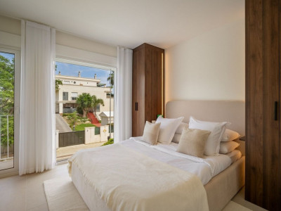 Villa zum Verkauf in Altos del Rodeo, Nueva Andalucia