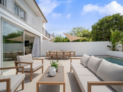 Villa zum Verkauf in Altos del Rodeo, Nueva Andalucia