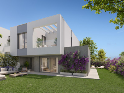 Villa en venta en Elviria, Marbella Este