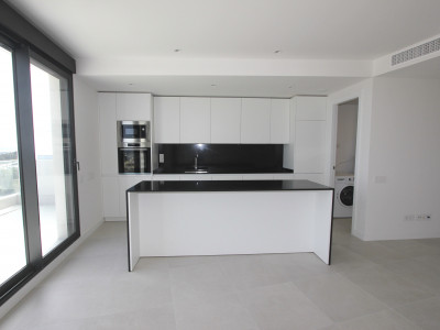 Ático en venta en Selwo, Estepona