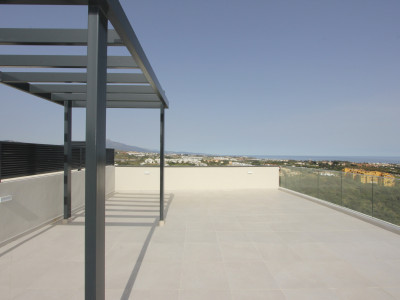 Ático en venta en Selwo, Estepona