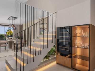 Adosado en venta en La Quinta Hills, Benahavis
