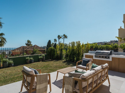 Adosado en venta en La Quinta Hills, Benahavis