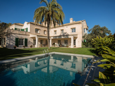Villa zum Verkauf in Los Monteros, Marbella Ost
