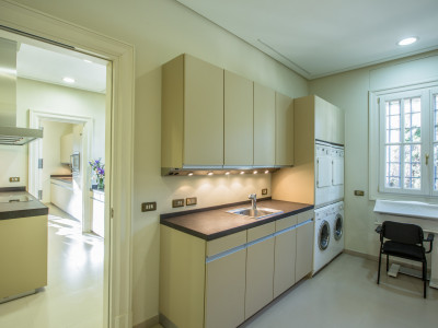 Villa zum Verkauf in Los Monteros, Marbella Ost