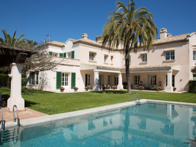 Villa zum Verkauf in Los Monteros, Marbella Ost