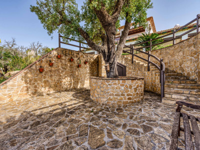 Finca à vendre à La Mairena, Marbella Est