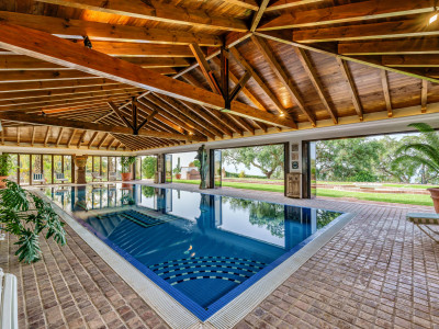 Finca à vendre à La Mairena, Marbella Est