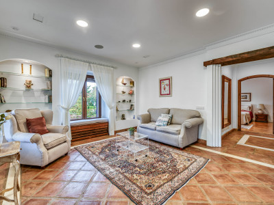 Finca à vendre à La Mairena, Marbella Est
