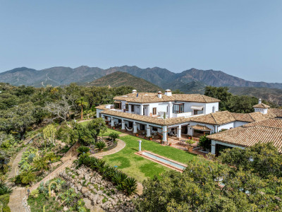 Finca à vendre à La Mairena, Marbella Est