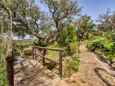 Finca à vendre à La Mairena, Marbella Est