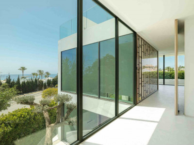 Semi Detached Villa for sale in Marbella Golden Mile