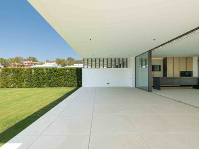 Semi Detached Villa for sale in Marbella Golden Mile