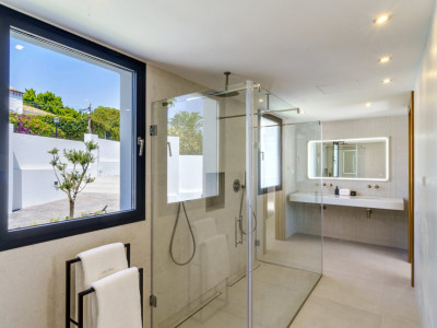 Villa zum Verkauf in Elviria, Marbella Ost