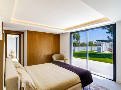 Villa zum Verkauf in Elviria, Marbella Ost