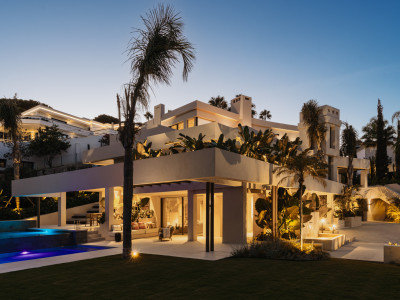 Villa en venta en Nueva Andalucia