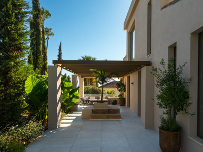 Villa en venta en Nueva Andalucia