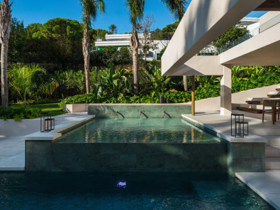 Villa en venta en Nueva Andalucia