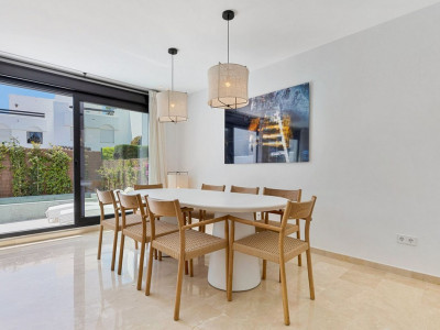 Town House for sale in San Pedro Playa, San Pedro de Alcantara